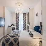 Elixir Luxury - In The Old Town Pensionat 4*