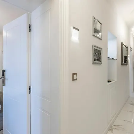 Guest house Elixir Luxury - In The Old Town 4*