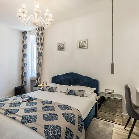 Elixir Luxury - In The Old Town Guest house 4*